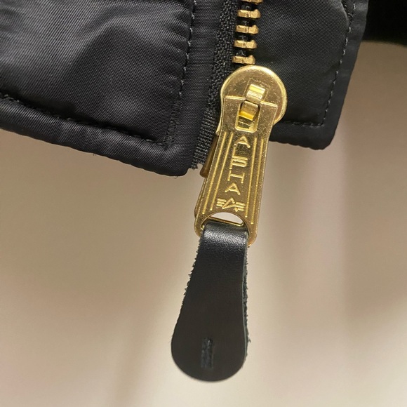 Alpha Industries MA-1 Bomber Jacket | Women’s Medium| Classic Military Style - Picture 7 of 8